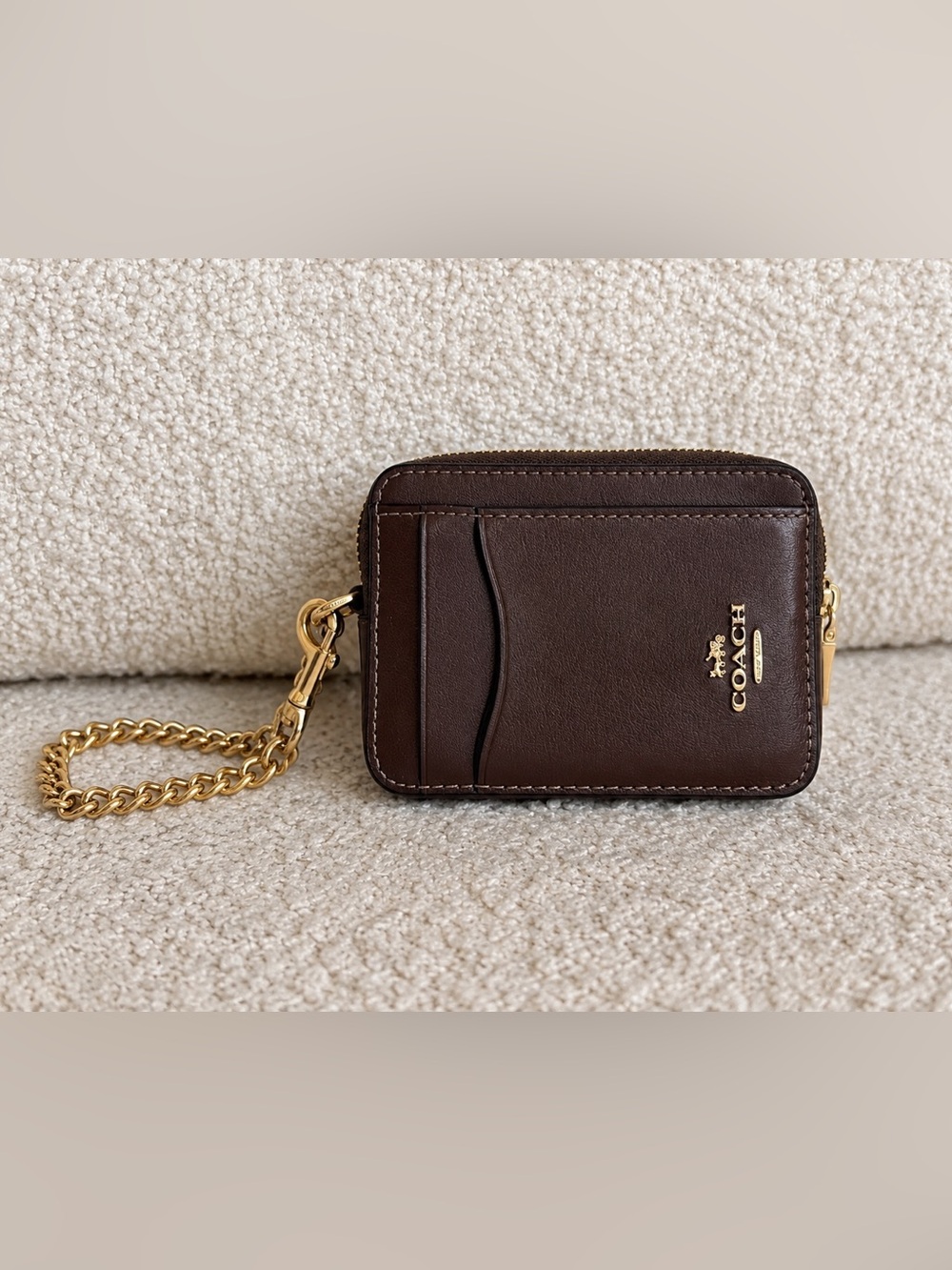 Coach Zip Card Case Brown Leather Gold Hardware Style 6303